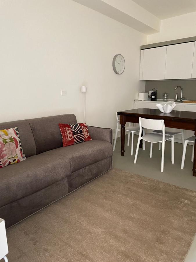 Number 99 Apartment Bergamo Bagian luar foto