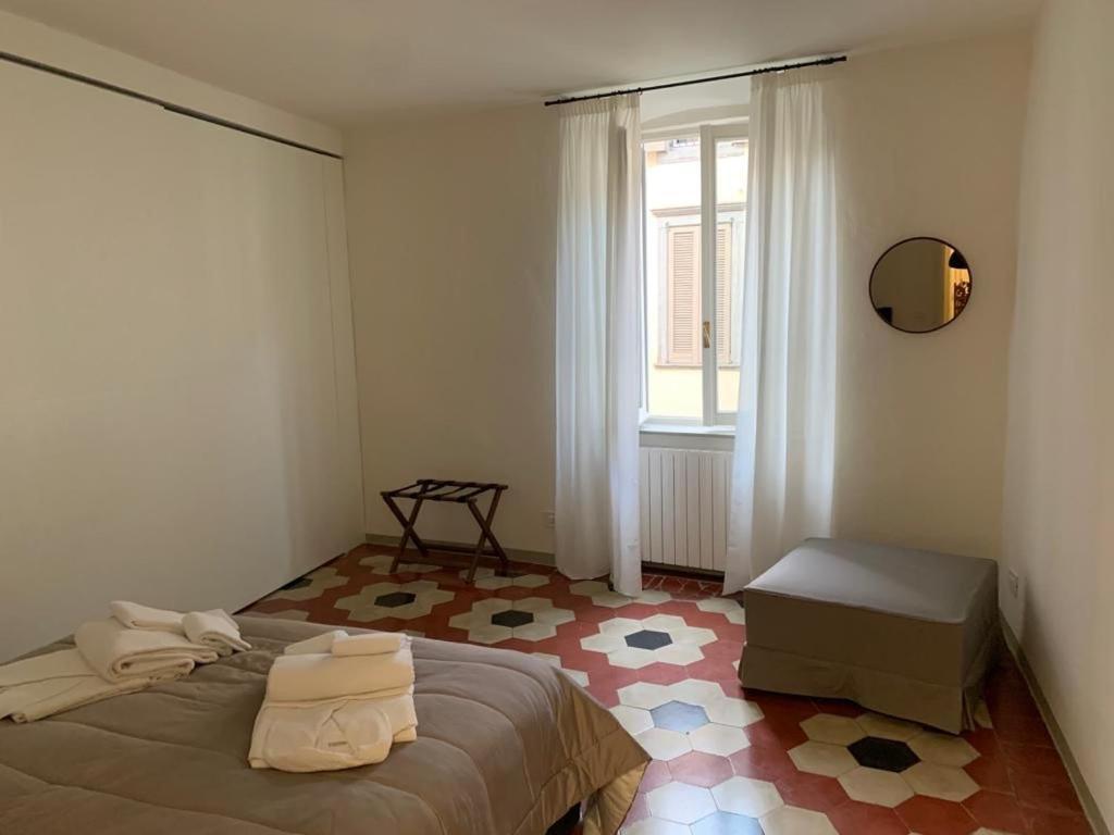 Number 99 Apartment Bergamo Bagian luar foto